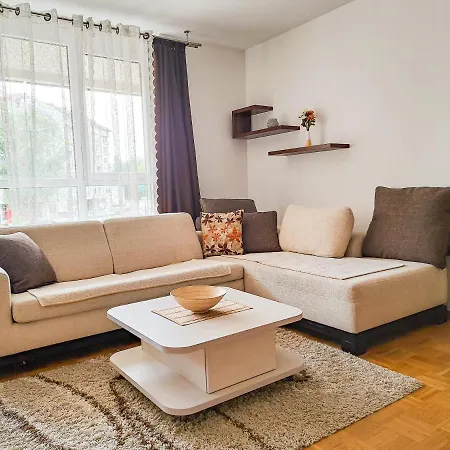 Apartment Modern *